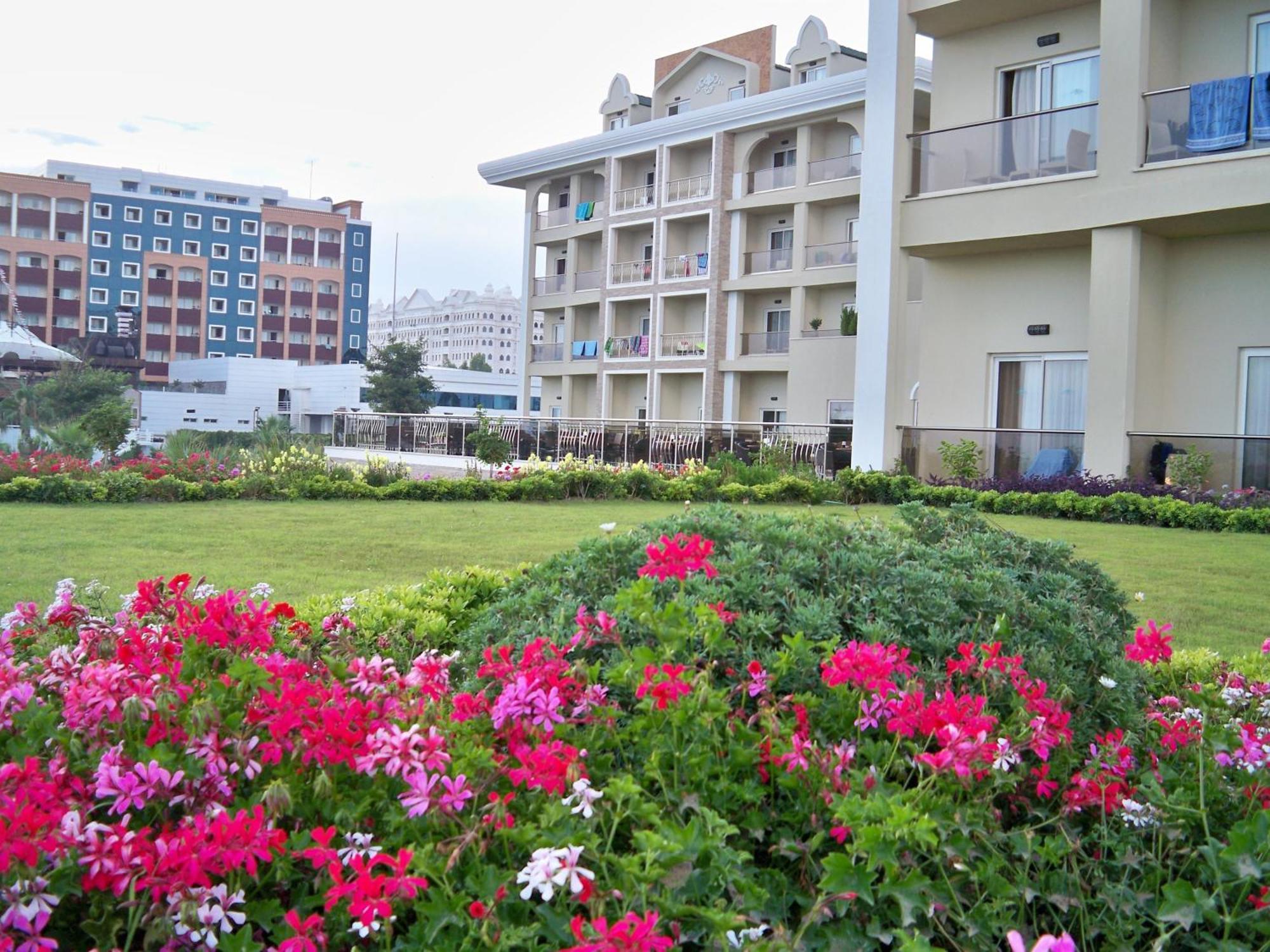 Adalya Resort & Spa Adults Only Side Exterior foto